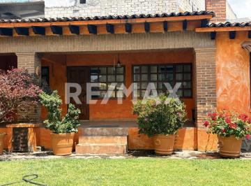 Casa · 105m² · 3 Recámaras · 4 Estacionamientos · Casa en Renta por Noche - (4)