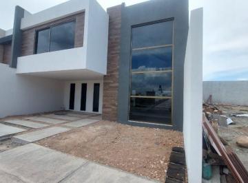 Casa de 5 habitaciones, Pachuca · Residencia Equipada Dentro de La Herradura con 147 m² Construccion Tradicional Acabados de Primera!