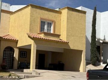 Casa · 188m² · 3 Recámaras · Casa Norte Zona Uach