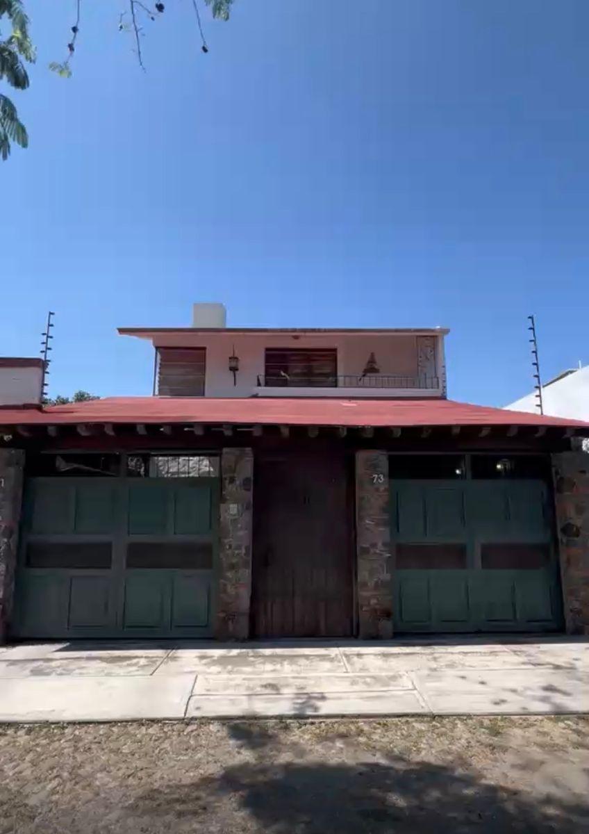 House for Sale in Esmeralda Norte Subdivision, Colima, Col.