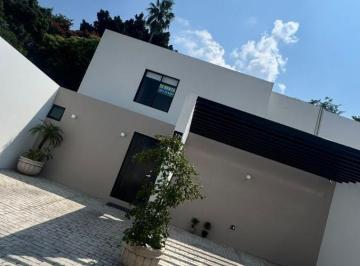 Casa de 3 habitaciones, Zapopan · Casa en La Reserva de Las Cañadas Country Club (Piscina Privada en Club Social de La Reserva,)