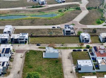 Terreno / Lote · 213m² · Terreno en Venta Punta Tiburon