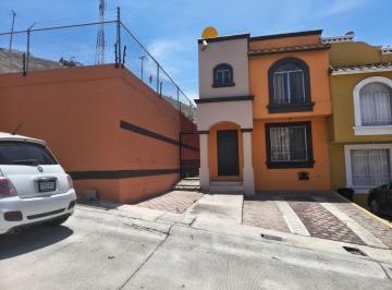 Casa de 3 habitaciones, Tijuana · Casa en Renta 3 Recamaras Colinas de California Privada San Sebastian