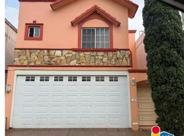 Casa en condominio · 170m² · 3 Recámaras · 2 Estacionamientos · Casa en Condominio en Venta en Privadas de Anáhuac Sector Francés, General Escobedo, Nuevo León