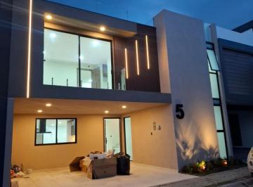 1 · Casa en Venta Puebla Lomas de Angelópolis Parque Milán con 4 Recámaras Una en Planta Baja