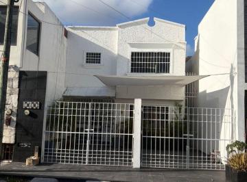 Casa de 5 habitaciones, Cancún · Casa Muy Amplia en Renta Sm 41 Cancún