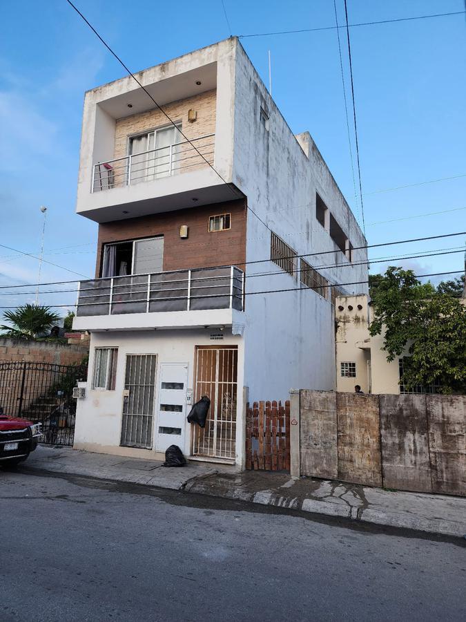 Building for Sale, Guesthouse, 12 Rooms with Bathrooms, SM 248, Villas del Mar, Cancún North.