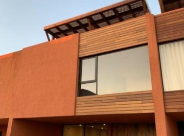 Casa de 4 habitaciones, San Pedro Cholula · Casa en Renta en Zerezotla Cholula