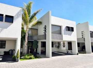 Casa en condominio de 3 habitaciones, Metepec · Venta Renta Casa en Aria Metepec