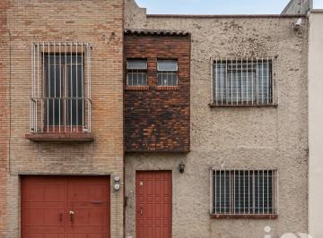 Casa · 293m² · 4 Recámaras · 1 Estacionamiento · Casa en Venta en La Escandón