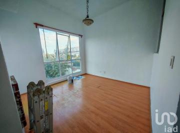 Casa · 300m² · 4 Recámaras · 1 Estacionamiento · Casa en Renta en Cd. Brisas, Amplia de 4 Recamaras, Jardín, Desnivel.