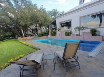 Casa de 3 habitaciones, San Pedro Garza García · Casa en Venta Valle de San Angel