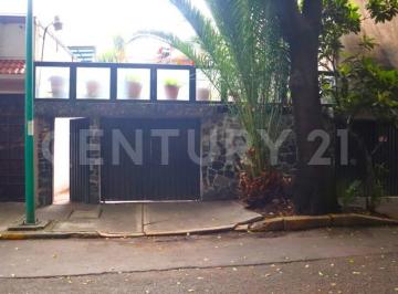 Casa · 254m² · 5 Recámaras · 3 Estacionamientos · Casa en Venta en Santa María Insurgentes, Cuahtémoc, Cdmx
