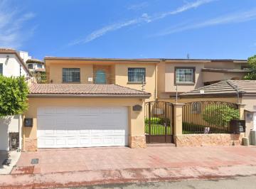 Casa de 4 habitaciones, Tijuana · Casa en Venta en Av del Bosque Hacienda de Agua Caliente Tijuana