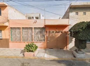 Casa · 96m² · 3 Recámaras · 1 Estacionamiento · Casa en Venta en Casas Alemán Amp. Gustavo A. Madero, Cdmx