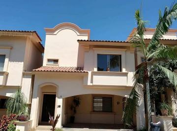 Casa · 166m² · Casa en Fraccionamiento Villa California en Venta