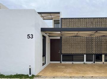 Casa de 2 habitaciones, Mérida · Villa en Renta en Privada Residencial Maruva Cholul Merida con Roof Garden