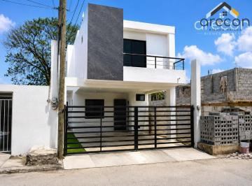Casa · 160m² · 3 Recámaras · 2 Estacionamientos · Casa Nueva en Venta a 2 Cuadras de Carretera Tampico Mante