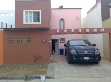 Casa · 90m² · 3 Recámaras · 1 Estacionamiento · Casa en Fraccionamiento Villas Náutico