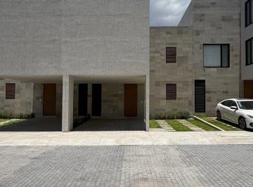 222ccbe5f3187cf270821a15ecbb9680f3c6d9e687c45602f482728d9c18e75d · Casa Nueva en Renta en Sophia Distrito