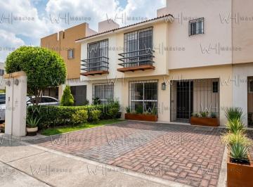 Casa en condominio de 3 habitaciones, Toluca · Cerca de Blvd Aeropuerto y con Fácil Salida a Cdmx.
