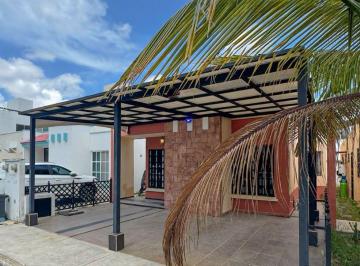 Casa en Venta de 3 habitaciones Grand Santa Fe · Casa con Terreno de 168 m² con 3 Recámaras 2 Baños en un Nivel, en Venta en Gran Santa Fe III