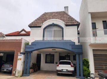 Casa · 171m² · 3 Recámaras · 2 Estacionamientos · Casa en Venta en Cumbres Renacimiento