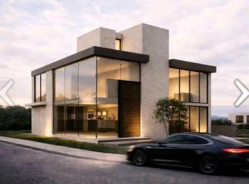 Casa · 190m² · 4 Recámaras · 2 Estacionamientos · Casa en Venta en Lomas de Angelopolis