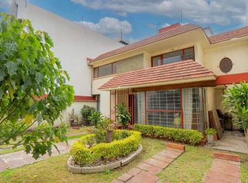 Casa · 304m² · 3 Recámaras · 3 Estacionamientos · Casa en Venta Ciudad Satélite, Naucalpan Edo de Mex