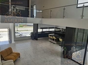 Casa · 530m² · 4 Recámaras · Casa - Villa Magna