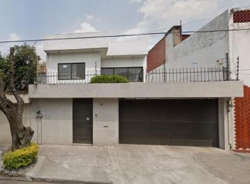 Casa de 4 habitaciones, Azcapotzalco · Casa en Venta en Remate en Claveria