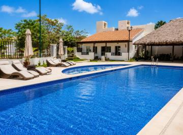 Departamento de 2 habitaciones, Solidaridad · Departamento de 2 Recámaras Dentro de Privada con Amenidades en Playa del Carmen