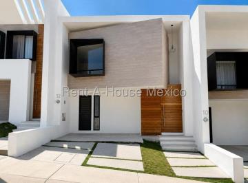 Casa de 3 habitaciones, El Marqués · Casa en Venta de 3 Recámaras en Zibatá con Seguridad 24/7 Rah3232
