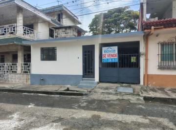 Casa de 3 habitaciones, Fortín · Propiedad Para Invertir en Fortin Centro