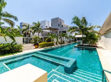 Casa de 3 habitaciones, Santa María Huatulco · Casa Amueblada con Terraza Amplia y Alberca en Comunidad Privada, en Venta
