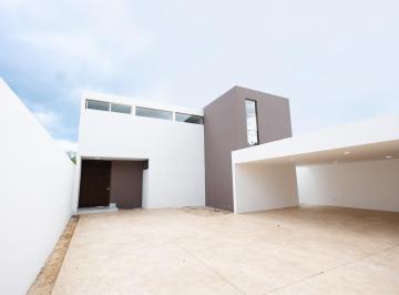 Casa · 410m² · 4 Recámaras · 4 Estacionamientos · Casa en Venta en Mirova Dzityá