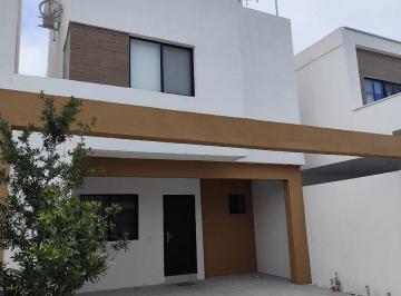 Casa de 3 habitaciones, Apodaca · Casa Amueblada en Renta en Estancias Valle de Plata en Apodaca