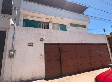 Casa uso de suelo de 1 habitación, Guadalajara · Casa con Uso de Suelo en Venta, Jardines del Bosque, Guadalajara | Ccv - 2323