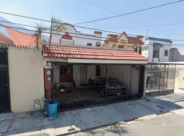 Casa de 3 habitaciones, Guadalupe · ¡Oportunidad Patrimonial Estratégica en Guadalupe, Nl!