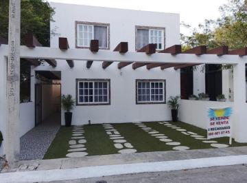 Casa · 231m² · 4 Recámaras · 2 Estacionamientos · Casa en Venta Regatta en Puerto Morelos