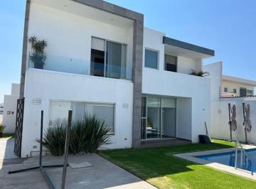 Casa de 3 habitaciones, Atlixco · Venta de Casa en Atlixco