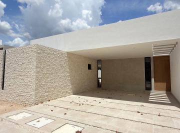 Casa · 247m² · 3 Recámaras · 4 Estacionamientos · Casa en Venta en Mérida, Parque Natura 1 Piso