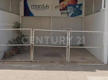 Bodega comercial · 280m² · 3 Estacionamientos · Bodega en Renta en La Penal, Guadalajara.
