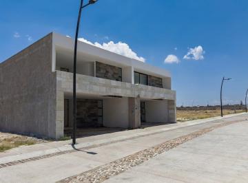 Casa en condominio · 208m² · 4 Recámaras · 2 Estacionamientos · Casa Fabiana en Venta en Punta Coral (Norponiente)
