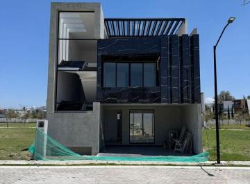Casa de 4 habitaciones, San Andrés Cholula · Casa Nueva en Lomas de Angelopolis en Parque Alvea
