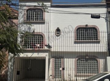 N/A · Casa en Renta con Uso de Suelo en La Colonia Anzures