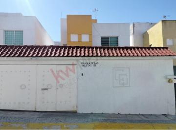 N/A · Casa en Venta en Fraccionamiento Banus, Frente a La Universidad Lasalle Pachuca