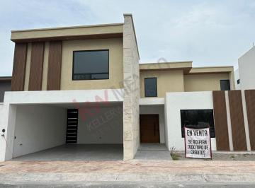 N/A · Hermosa Residencia en Venta en Fraccionamiento La Joya
