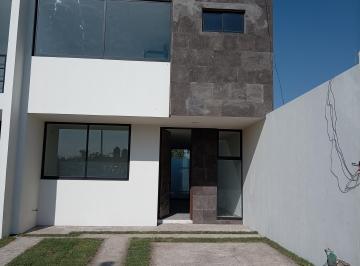 Casa de 3 habitaciones, San Pedro Tlaquepaque · Venta Casa | Santa Maria Tequepexpan, Tlaquepaque