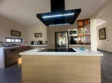 Casa · 310m² · 3 Recámaras · 2 Estacionamientos · Venta Casa Via Cumbres Huayacan Cancun